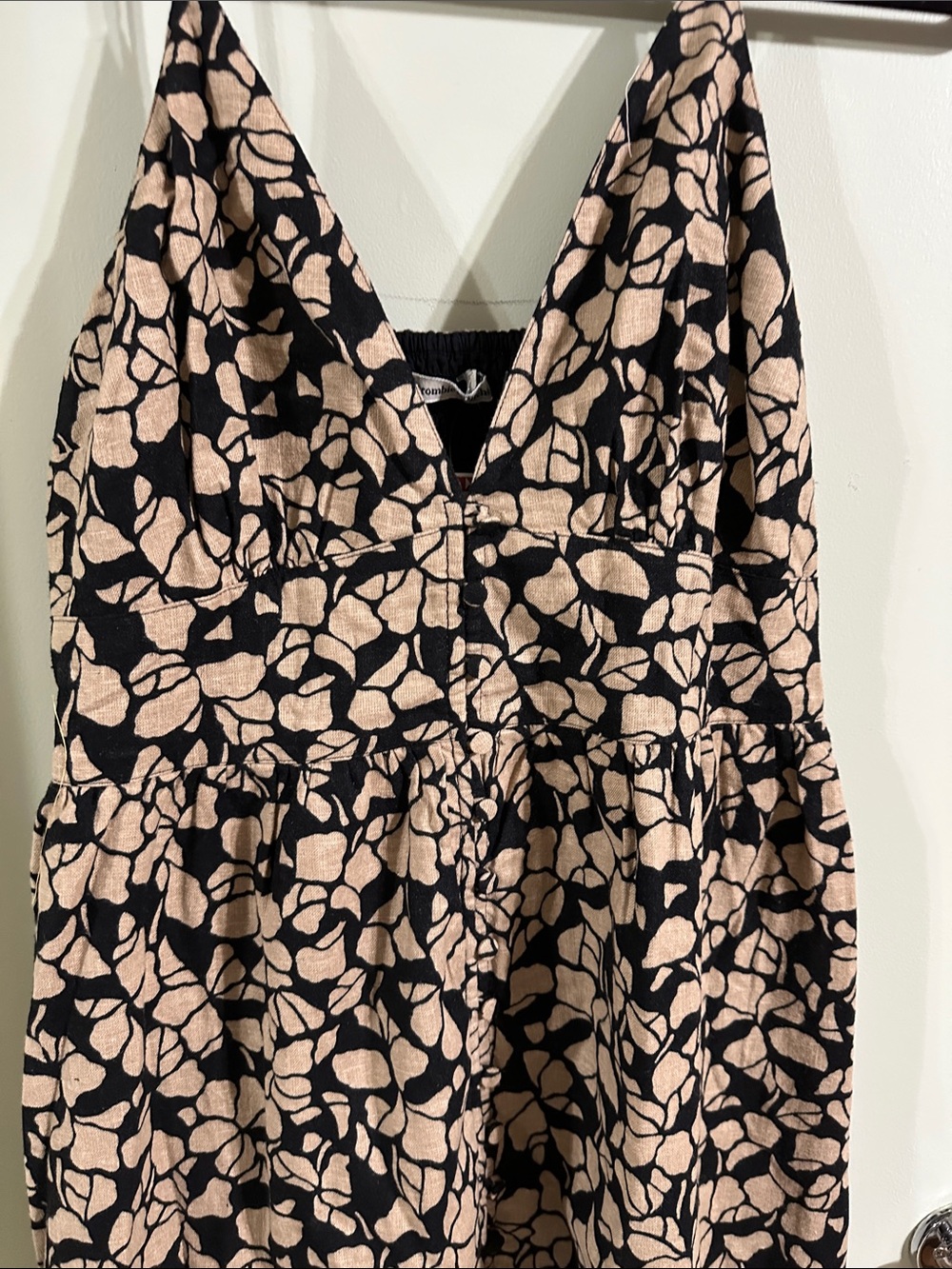 Abercrombie & Fitch Black and Blush Floral Maxi Dress - Picture 4 of 8
